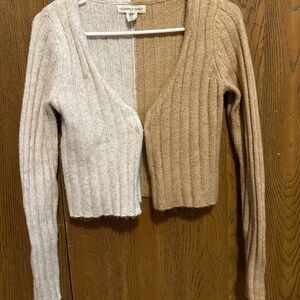 Split colored long sleeve top